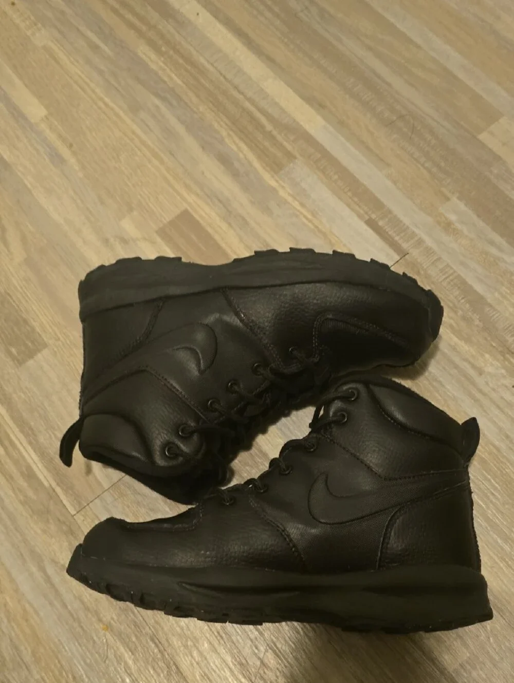Nike all black